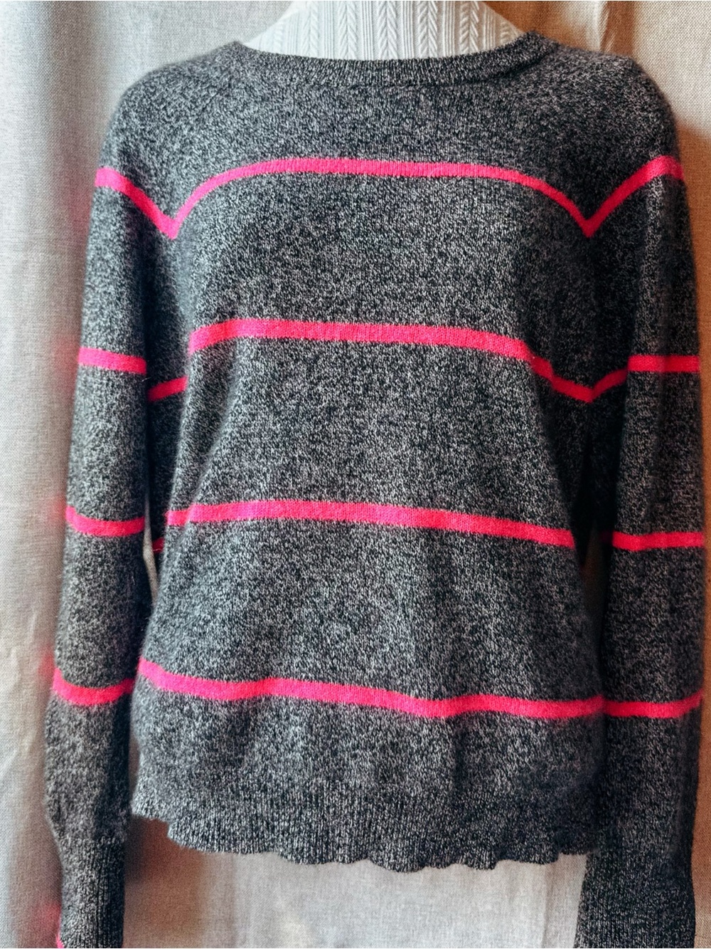 🩶💕 White + Warren Cashmere | Neon Pink Stripe Pop Sweater 💕🩶